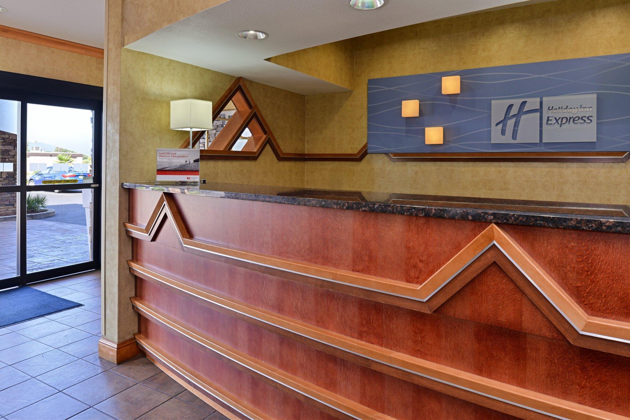 Hotel Clarion Pointe Medford Esterno foto