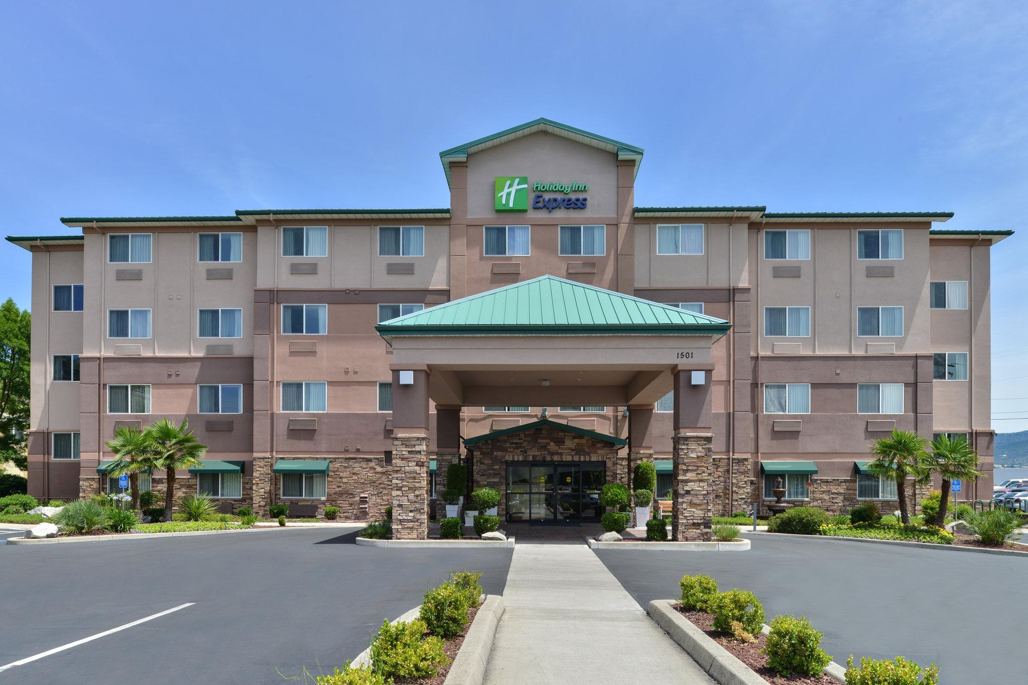 Hotel Clarion Pointe Medford Esterno foto